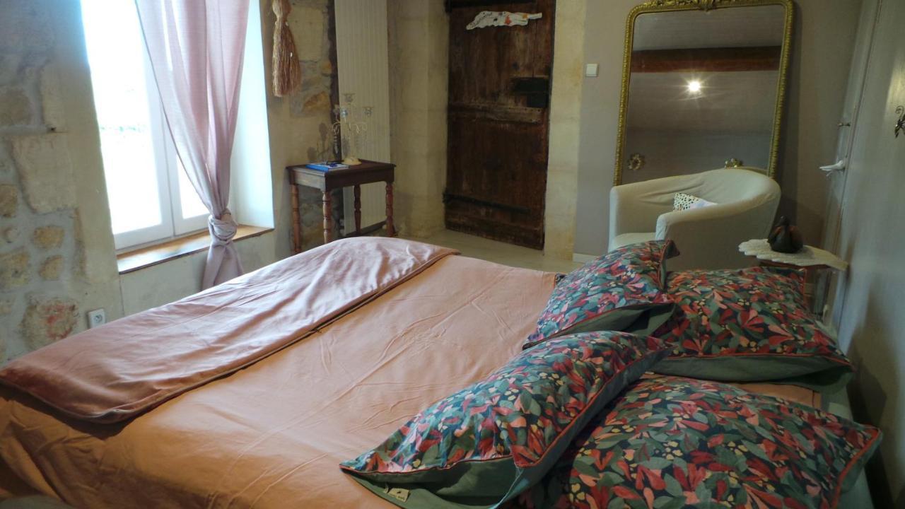 Chambre D'Hotes Le Paon Blanc Monprimblanc 외부 사진